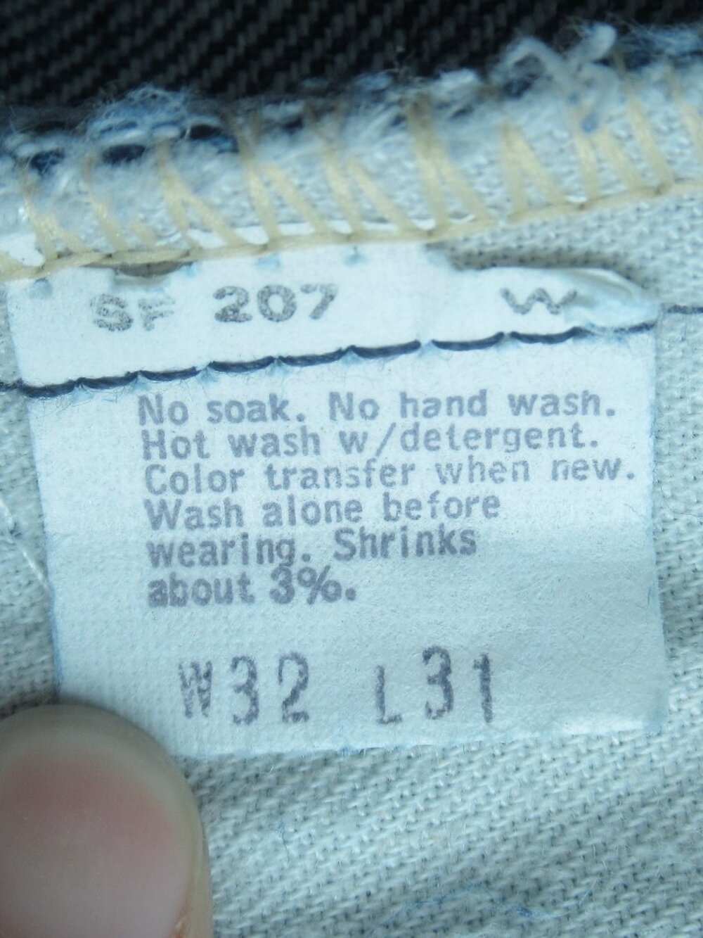 Levi’s Vintage 505 Orange Tab Straight Leg Jeans | Size 32W x 31L - Picture 12 of 13